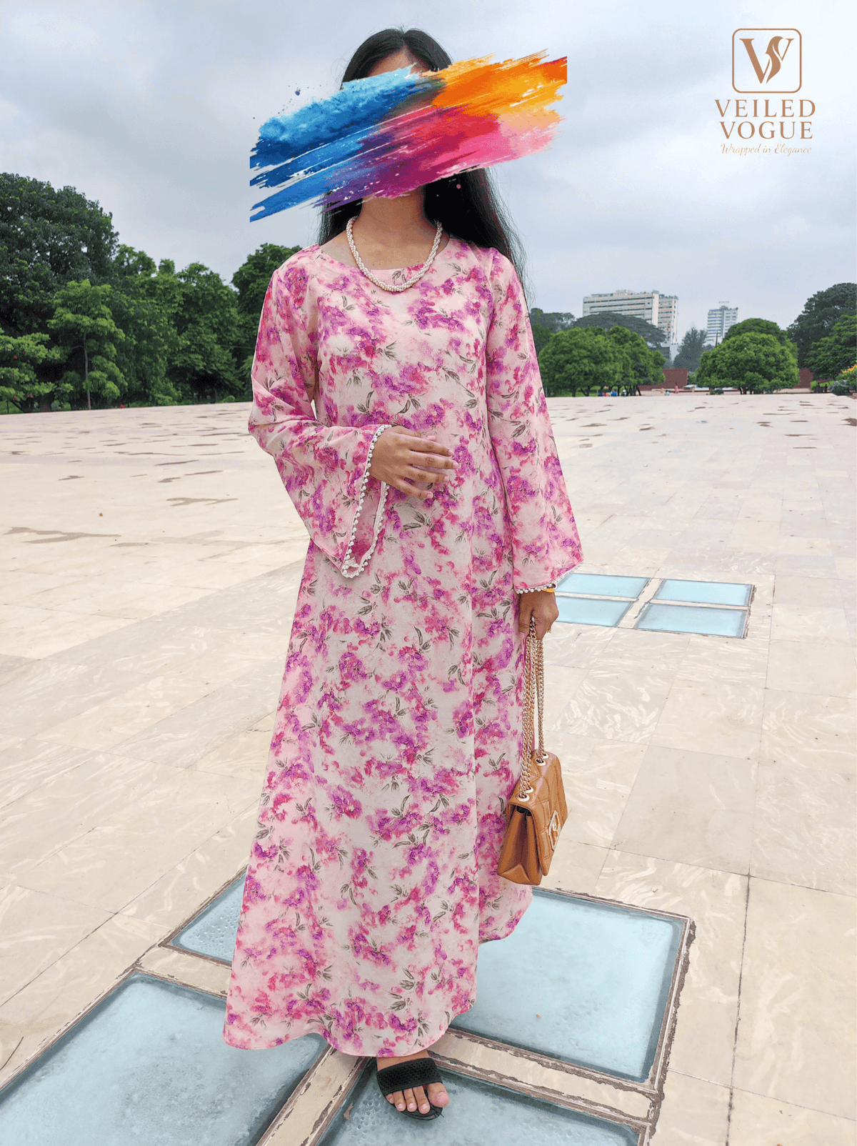 "ELVAN" Side Curve Exclusive Gown - Image 3