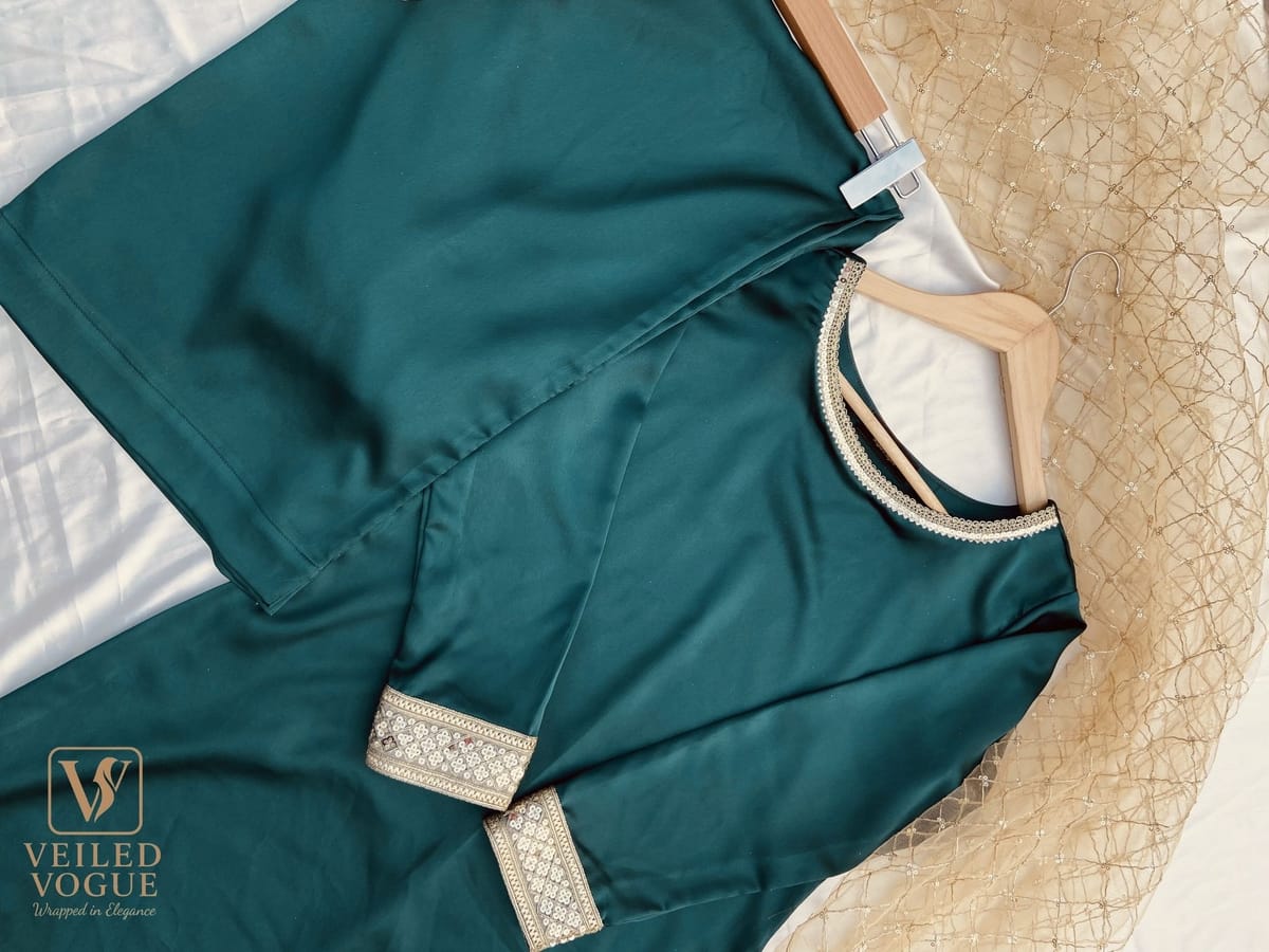 Sea green Premium Royal Crepe Silk Pakistani Cut Lace work 3pc - Image 5