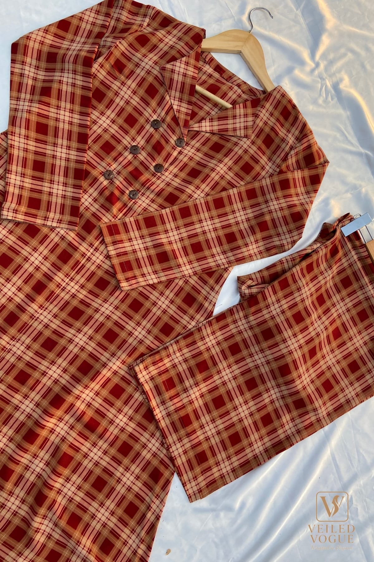 Co-Ord Set with Coat Collar - Image 5