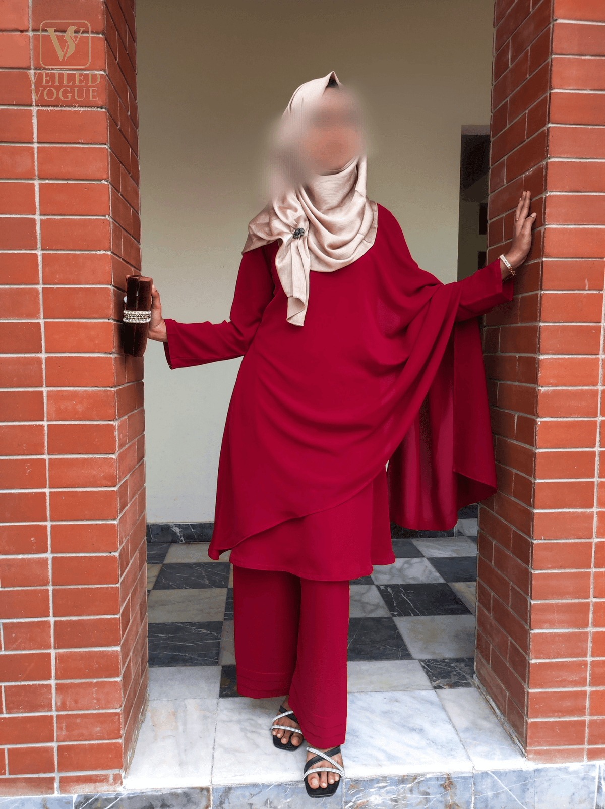 Cherry Red Modestern Stylish Co-Ord Set - Image 4